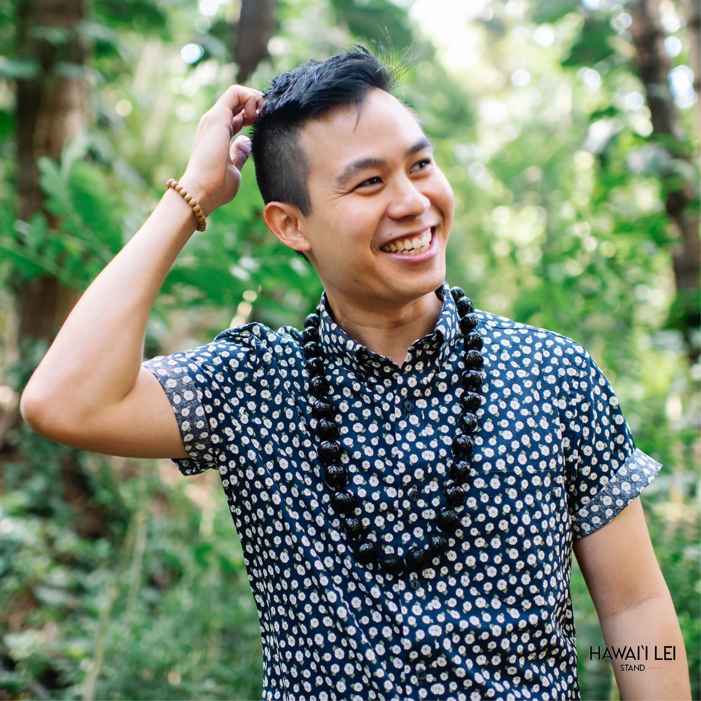 Kukui Nut Shell Lei (Black)