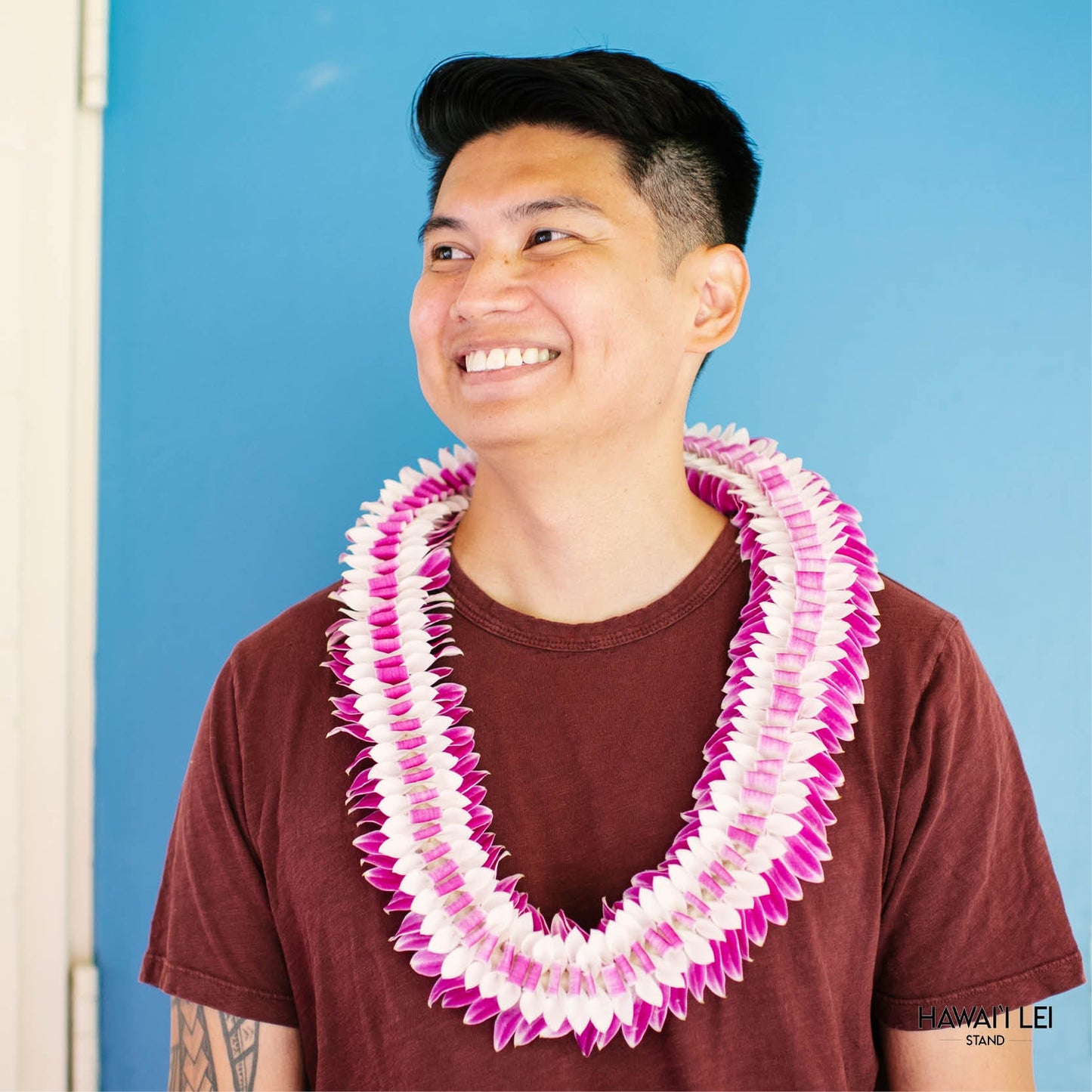 Honeybee Style Orchid Lei (Pattern Varies)
