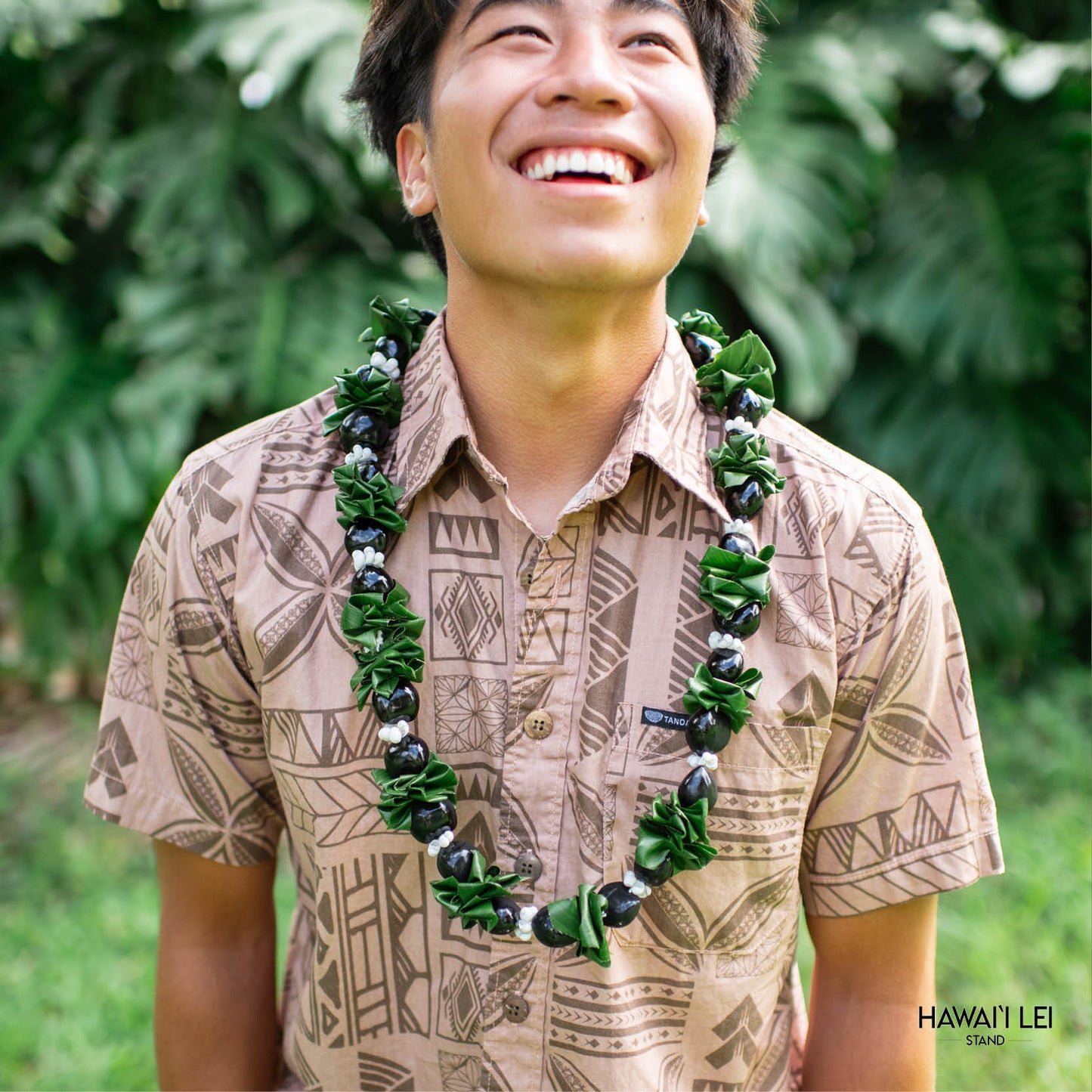 Kukui Nut (Ti Leaf) Lei