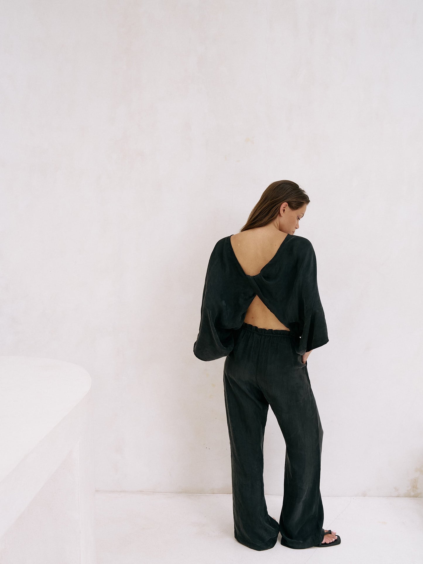 Lucid Knot Top - Black