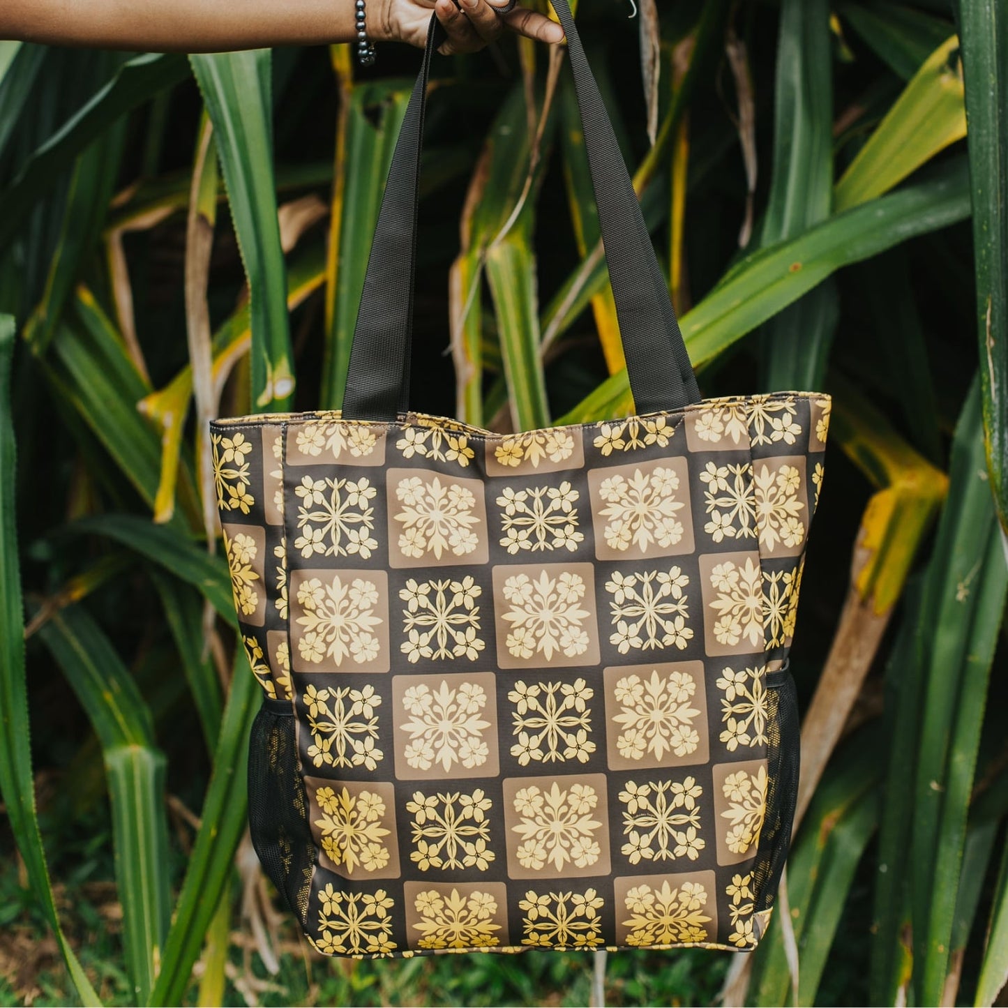 Holoholo Bag (Brown & Yellow Quilt)
