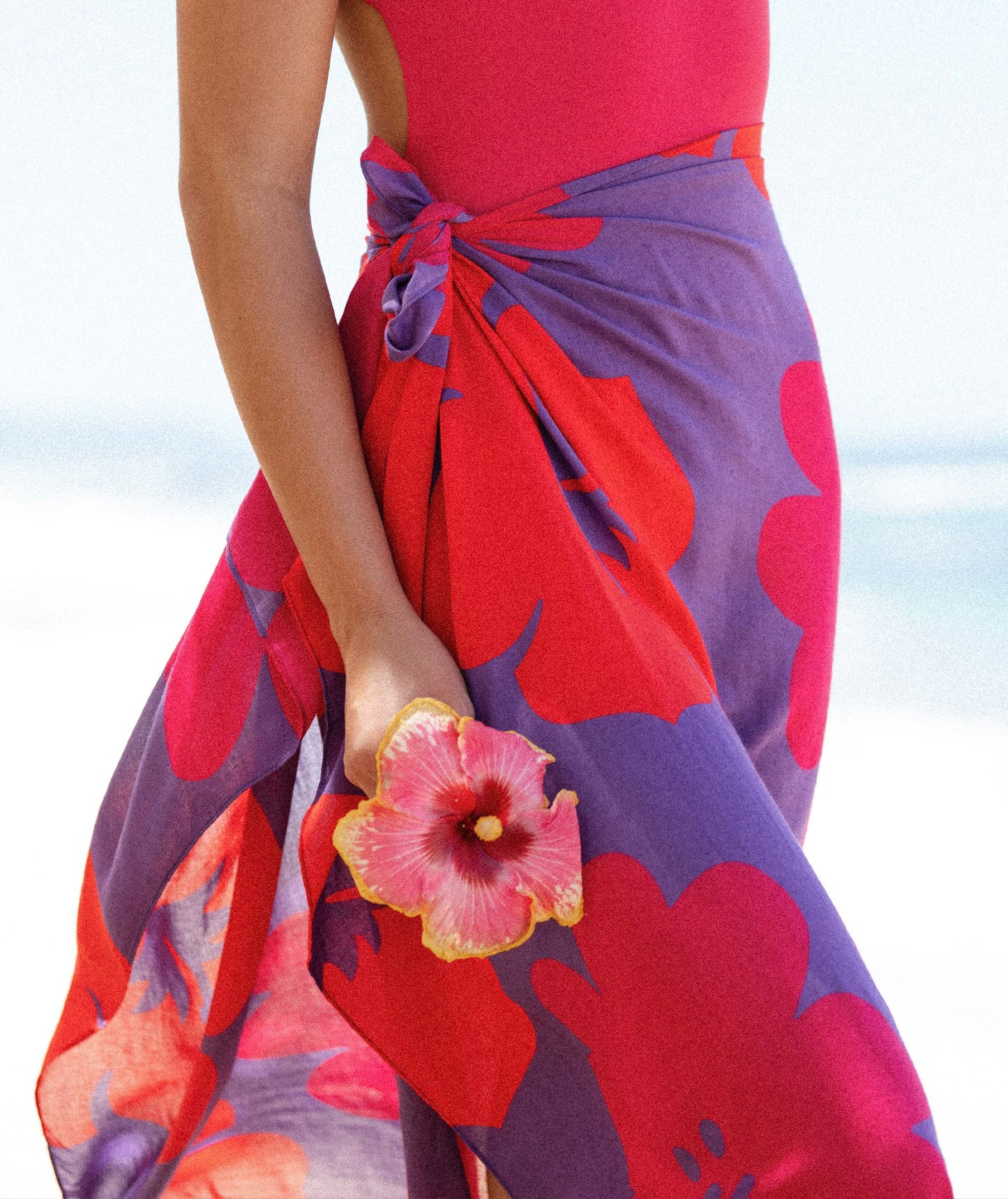 Aloalo Pareo Purple with Hawaiian Airlines