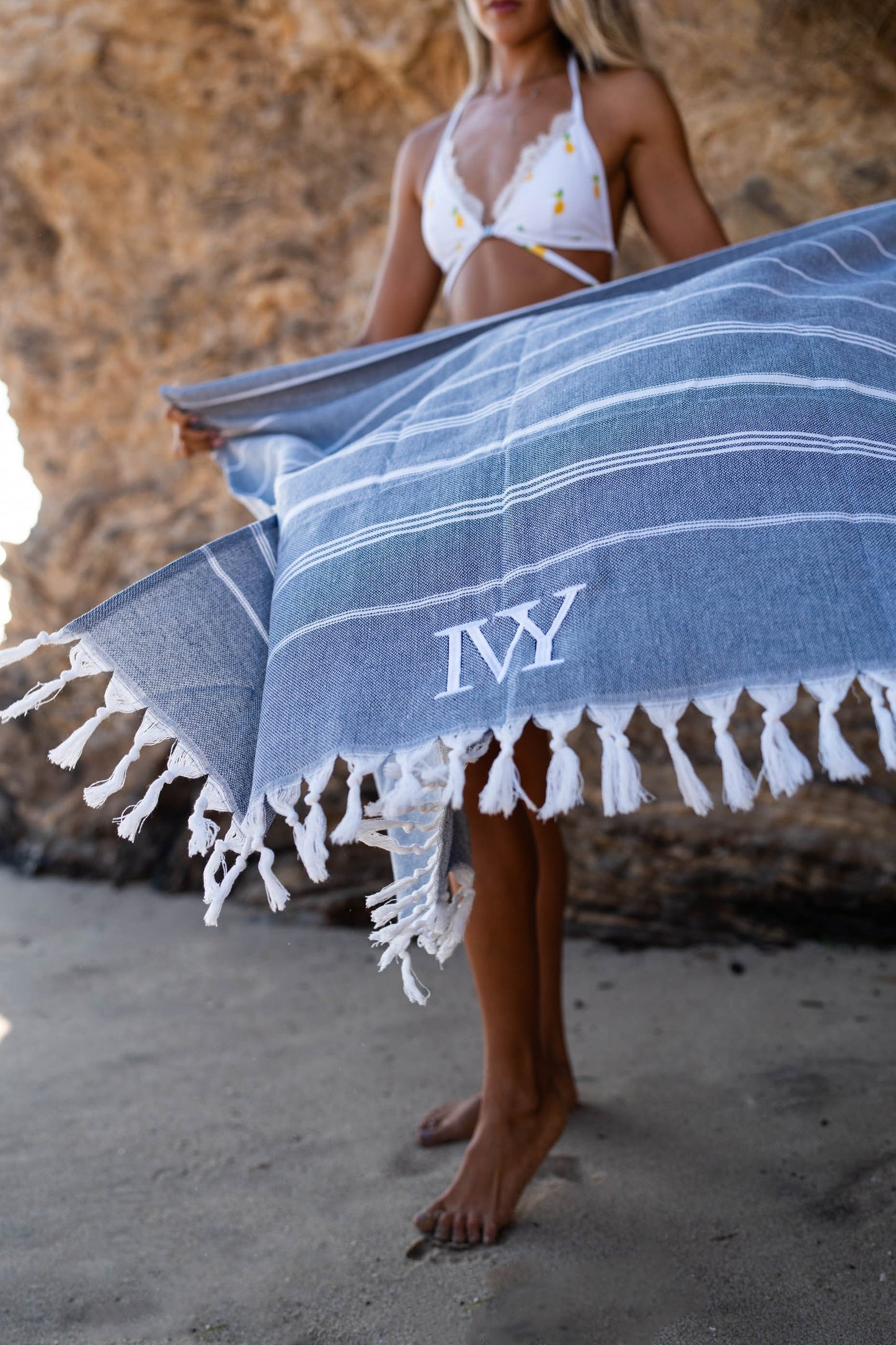 Pearl Woven Tassel Beach Towel