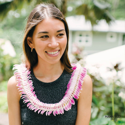 Honeybee Style Orchid Lei (Pattern Varies)
