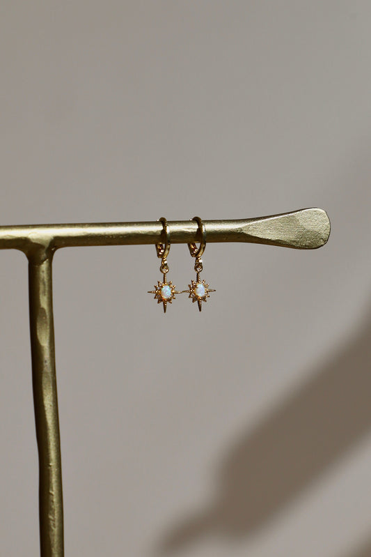 OPALITE STAR HUGGIES