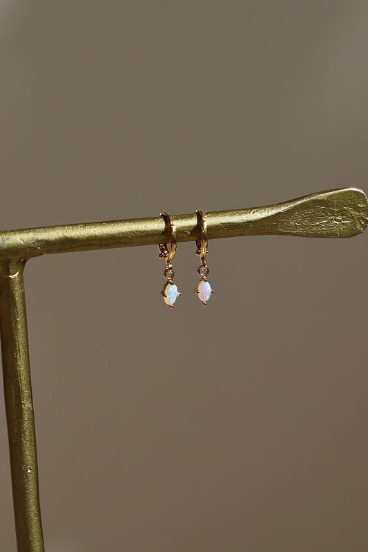 MINI OVAL OPALITE HUGGIES