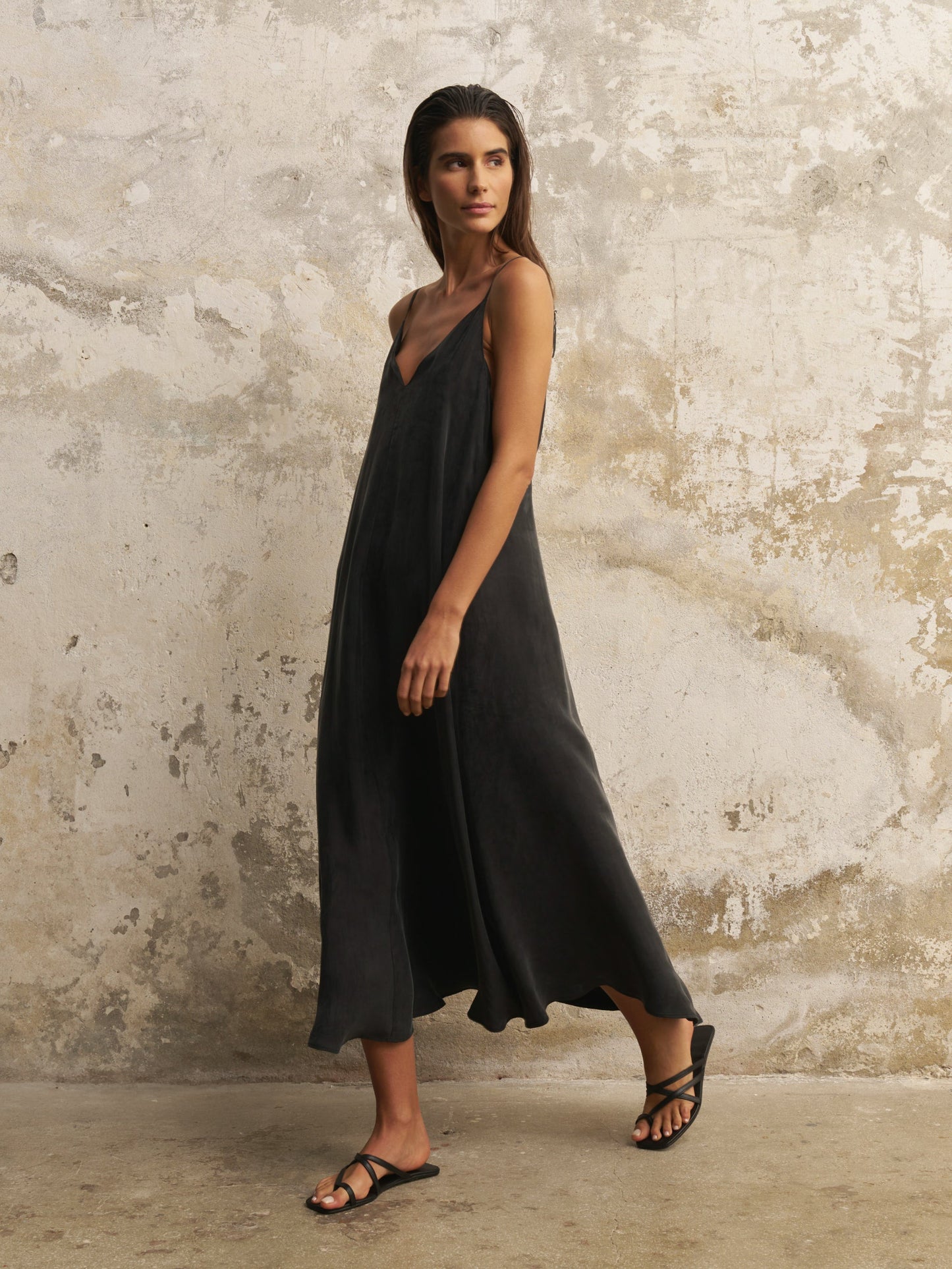 Lucid Flow Maxi Dress - Black