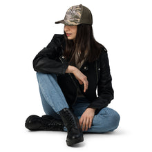 Load image into Gallery viewer, Camouflage trucker hat - Kona Kinis Swimwear
