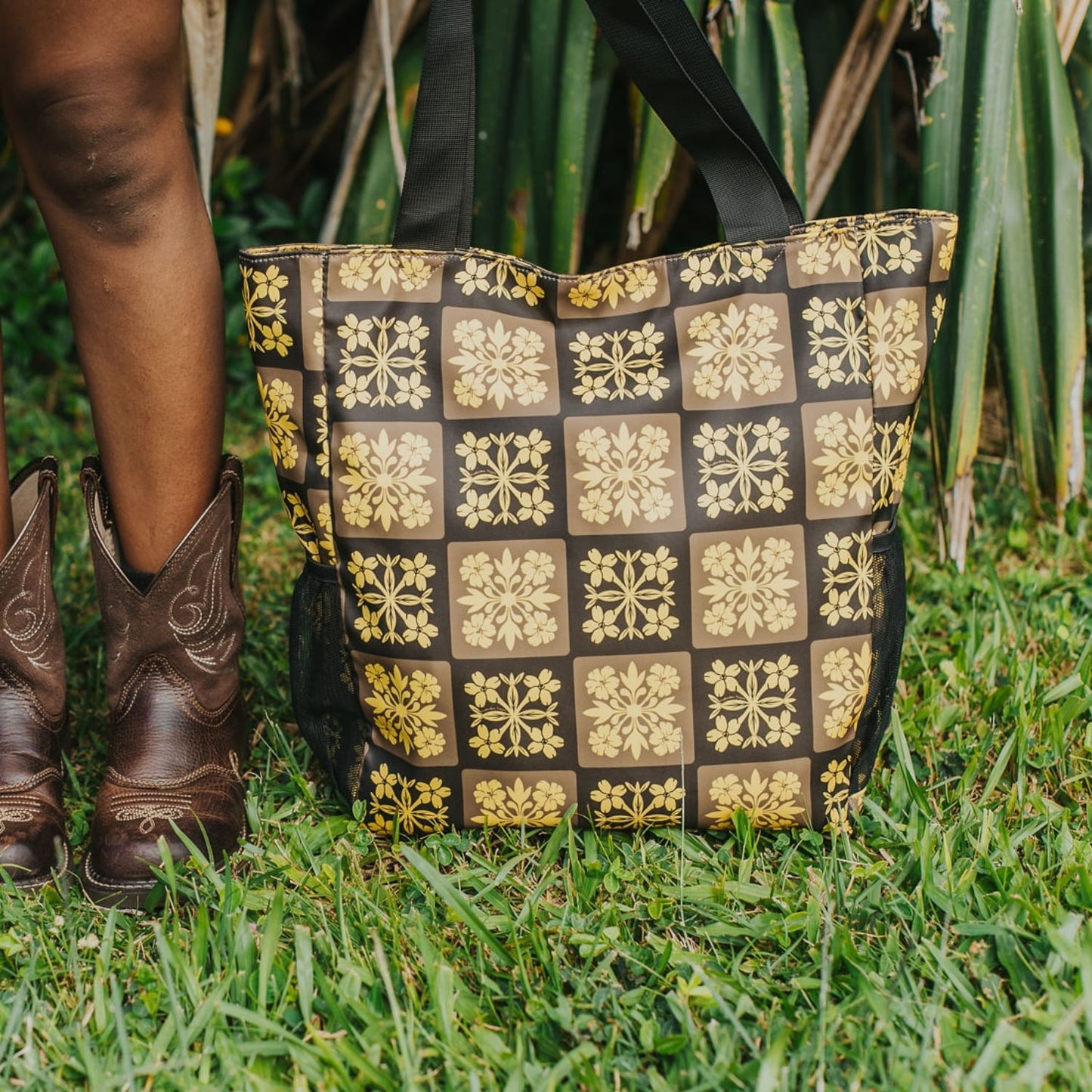 Holoholo Bag (Brown & Yellow Quilt)
