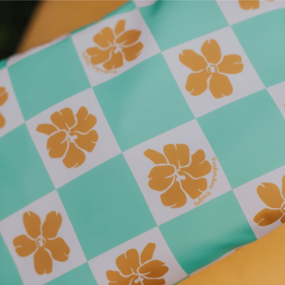 Holoholo Pouch (Turquoise Checker)